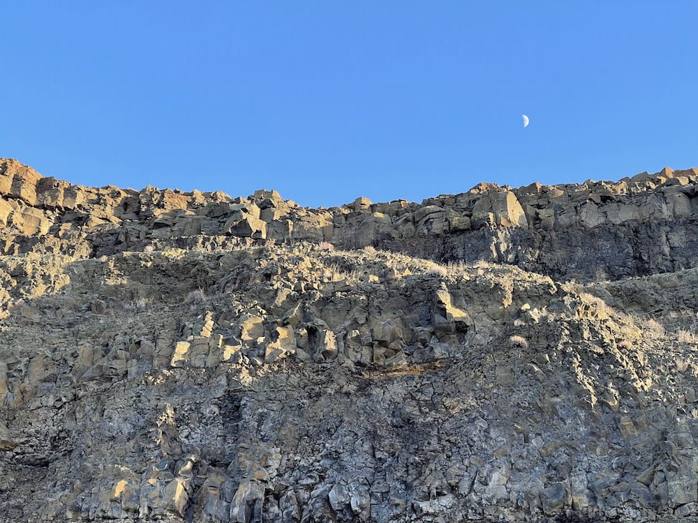 moon over basalt coulee walls in Grand Coulee, Wa January 27, 2023, 3:44 PM